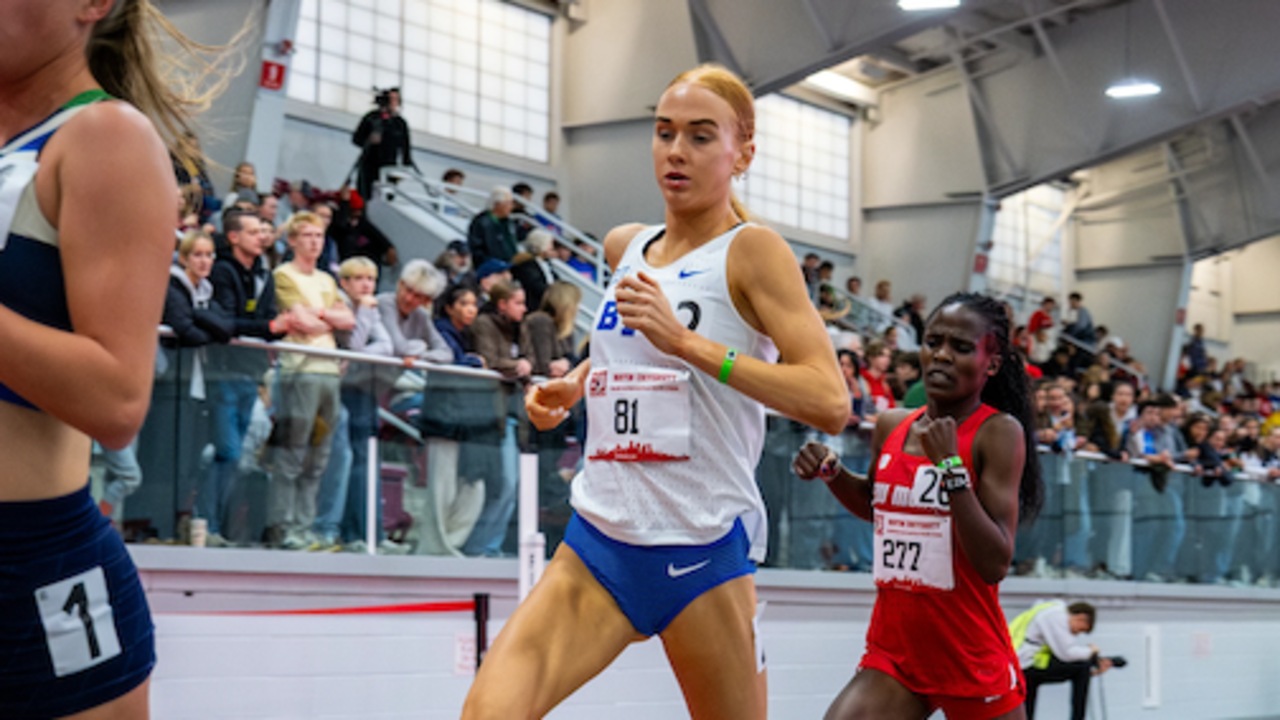 Jane Hedengren broke the women's 5000m record in her indoor track debut as a freshman